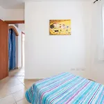 Cozy Veranda Retreat Near Budoni Apartment