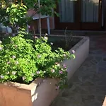 Apartman Cozy Veranda Retreat Near Budoni Tanaunella
