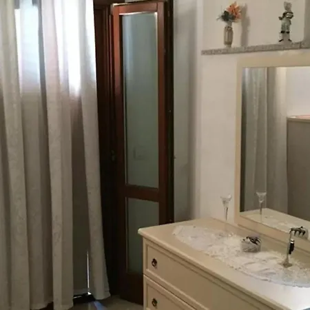 Apartment Delightful Three Flat With Patio Near Budoni *